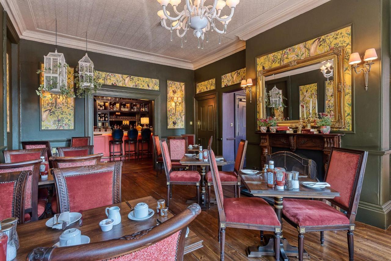 Clementine'S Guest House York Eksteriør bilde The restaurant at The Old Vic